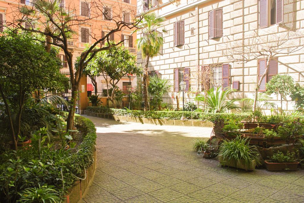 Appartamento Larisarooms Roma Exterior foto